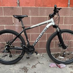 SCHWINN MTB BIKE 27.5     21 Speeds 