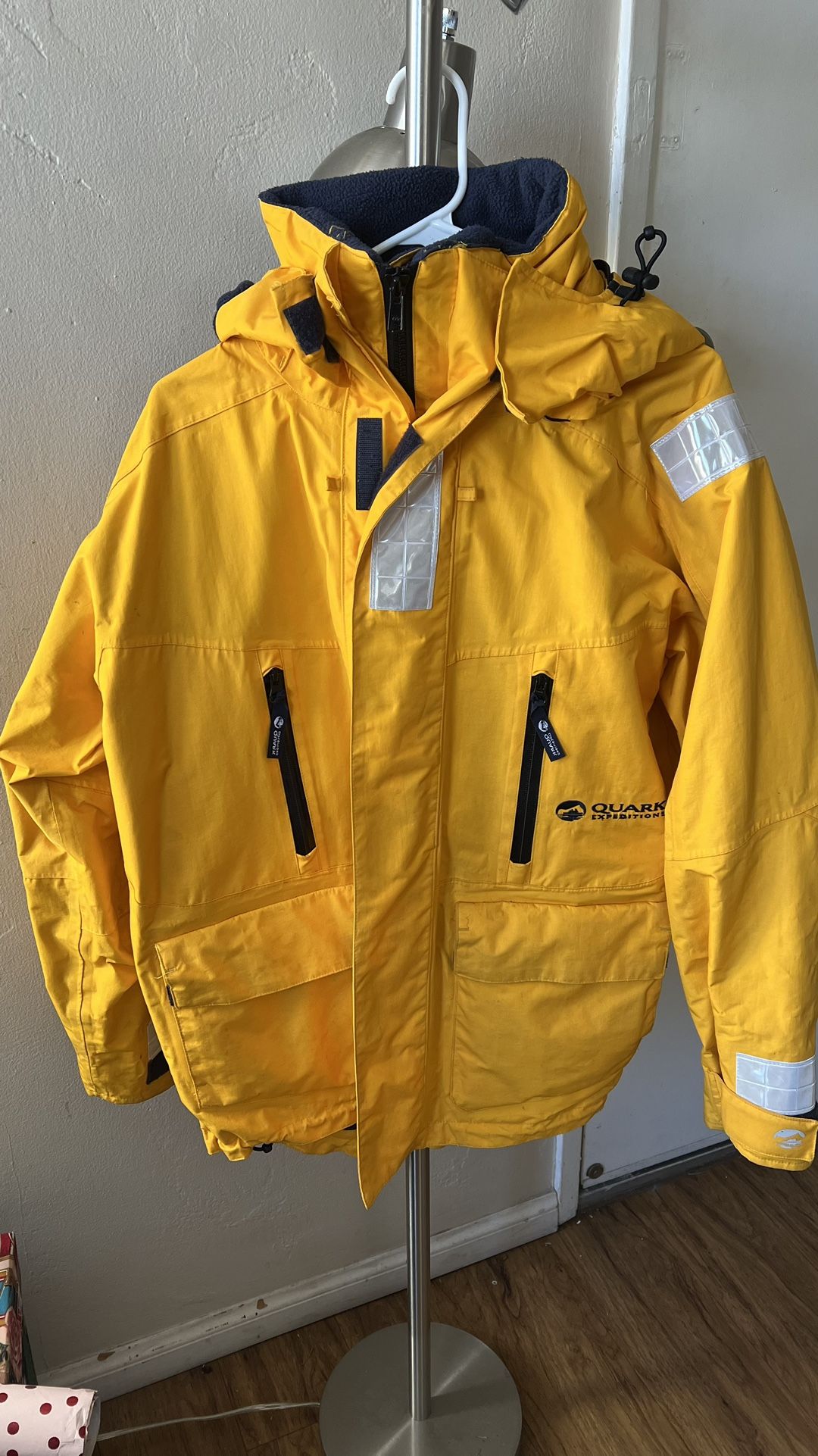 Quark Jacket