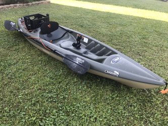Pelican Castaway 100 Fishing Kayak for Sale in Clarksville TN OfferUp