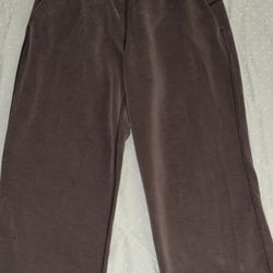 Softstreme High-Rise Straight-Leg Cropped Pant