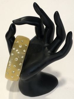 Vintage lemon lucite bangle bracelet w bling