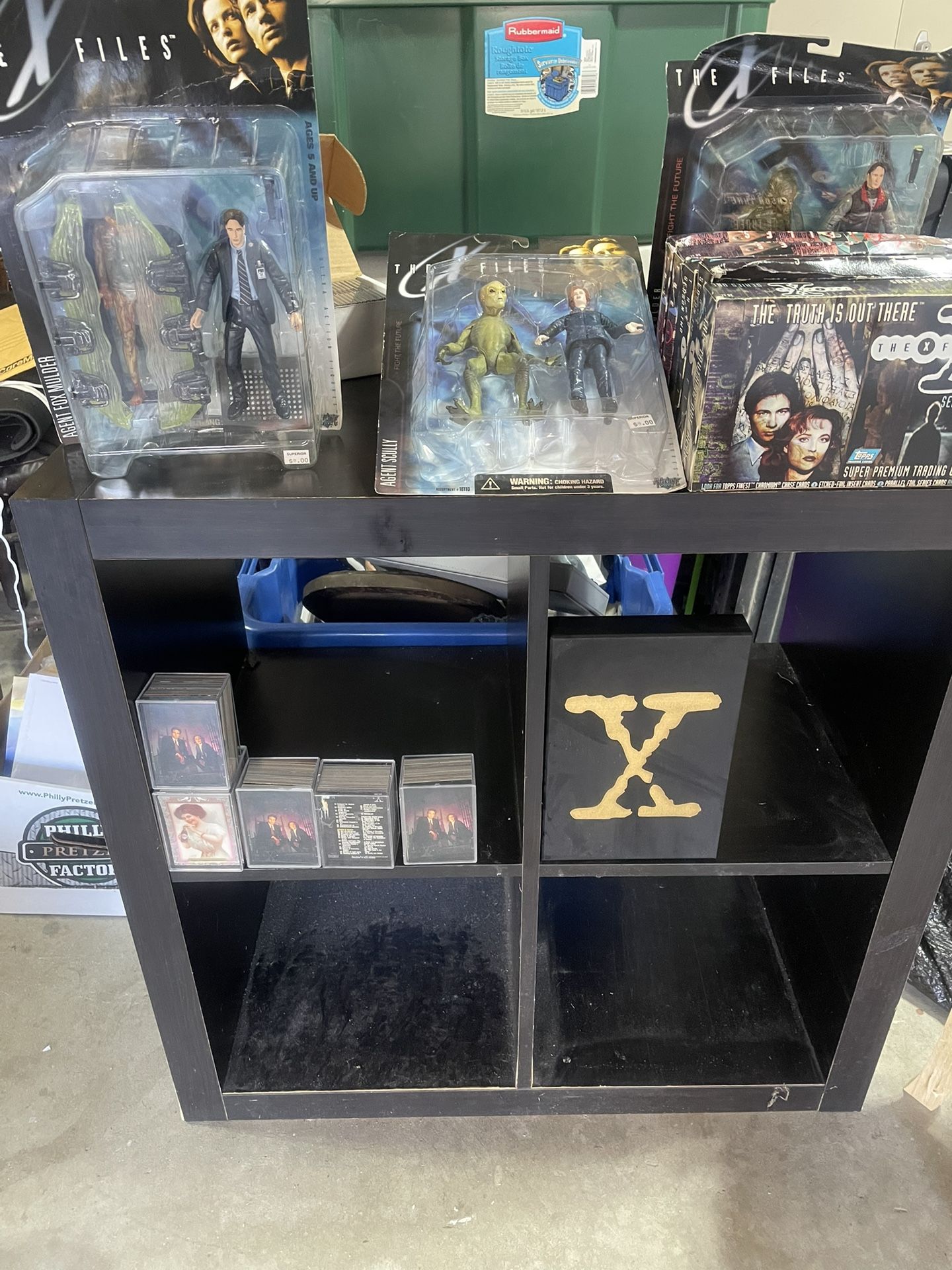 X Files Collectables