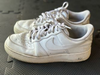 Men’s Nike Air Force Ones - Size 10