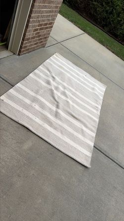Indoor Outdoor cotton rug from pottery barn