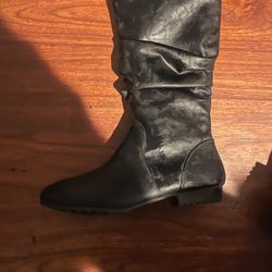 Women’s Black Boots 