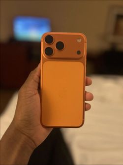 iPhone 17 pro max (orange)
