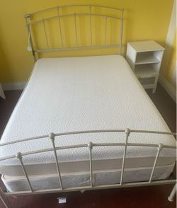 Pick Up Today - Full Bed And Box Spring