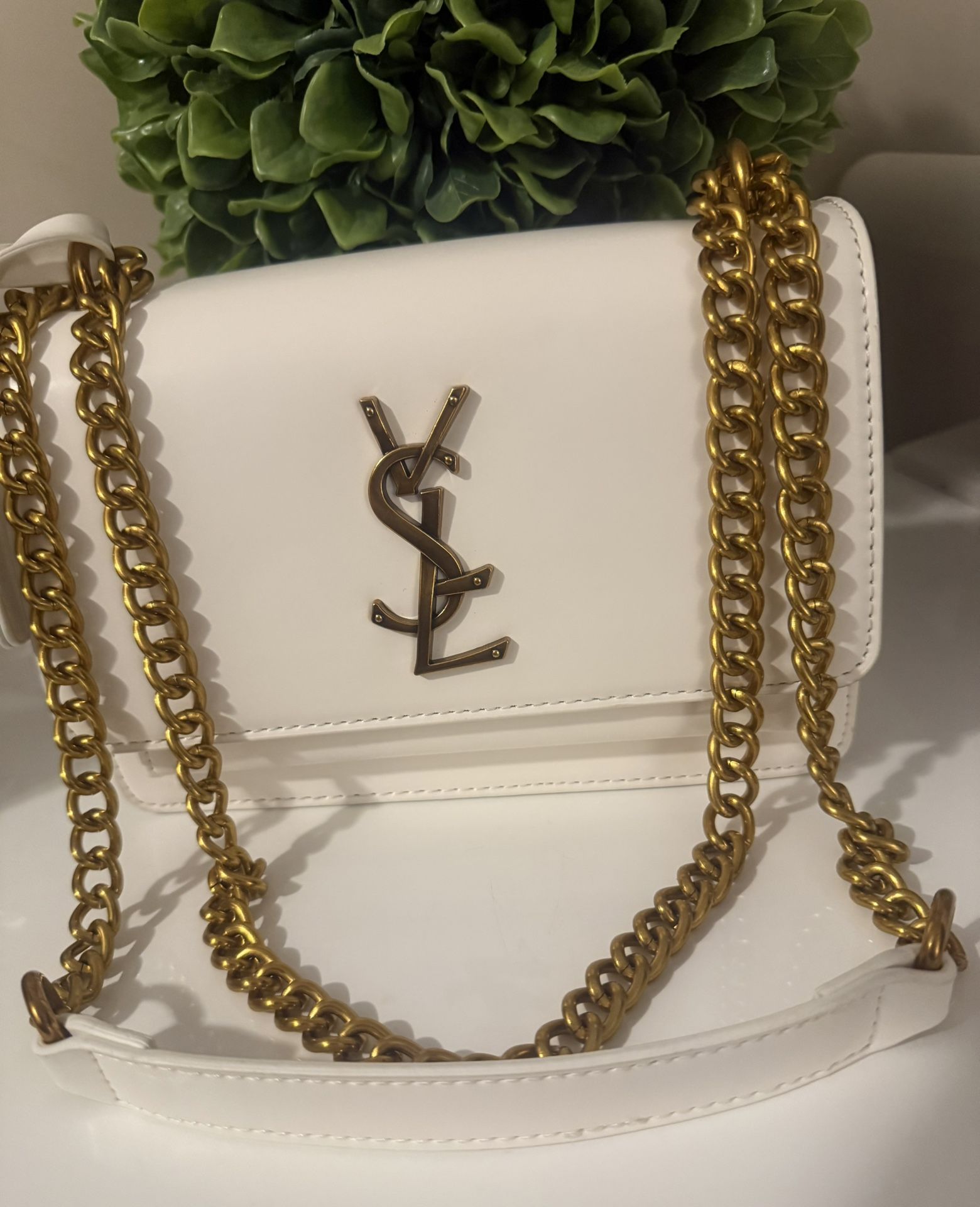 Elegant Chain Handbag
