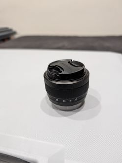 Fujifilm xc13-33mm f3.5-6.3 lens