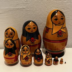 1972 New 10 Pieces Hi Quality Two Color Russian Nesting  Uzbek Women Style Dolls/Matryoshka hand painted doll collection - 10 pieces
