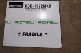 Rotel RA-1592MKII  stereo integrated amplifier/RCD-1572MKII stereo disc player LIKE NEW 