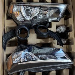 2016-2024 Toyota 4Runner Headlights/fog Lights 