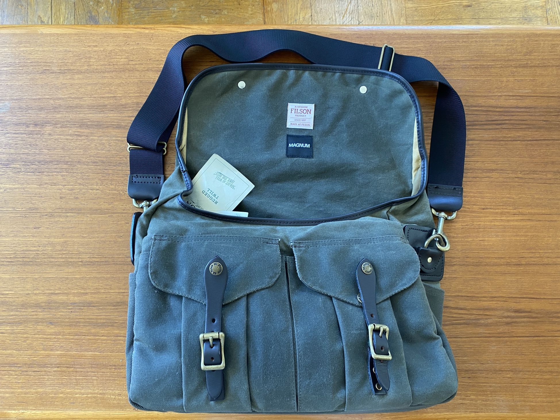 Filson x Magnum Photos Field Camera Bag (New w Tags)