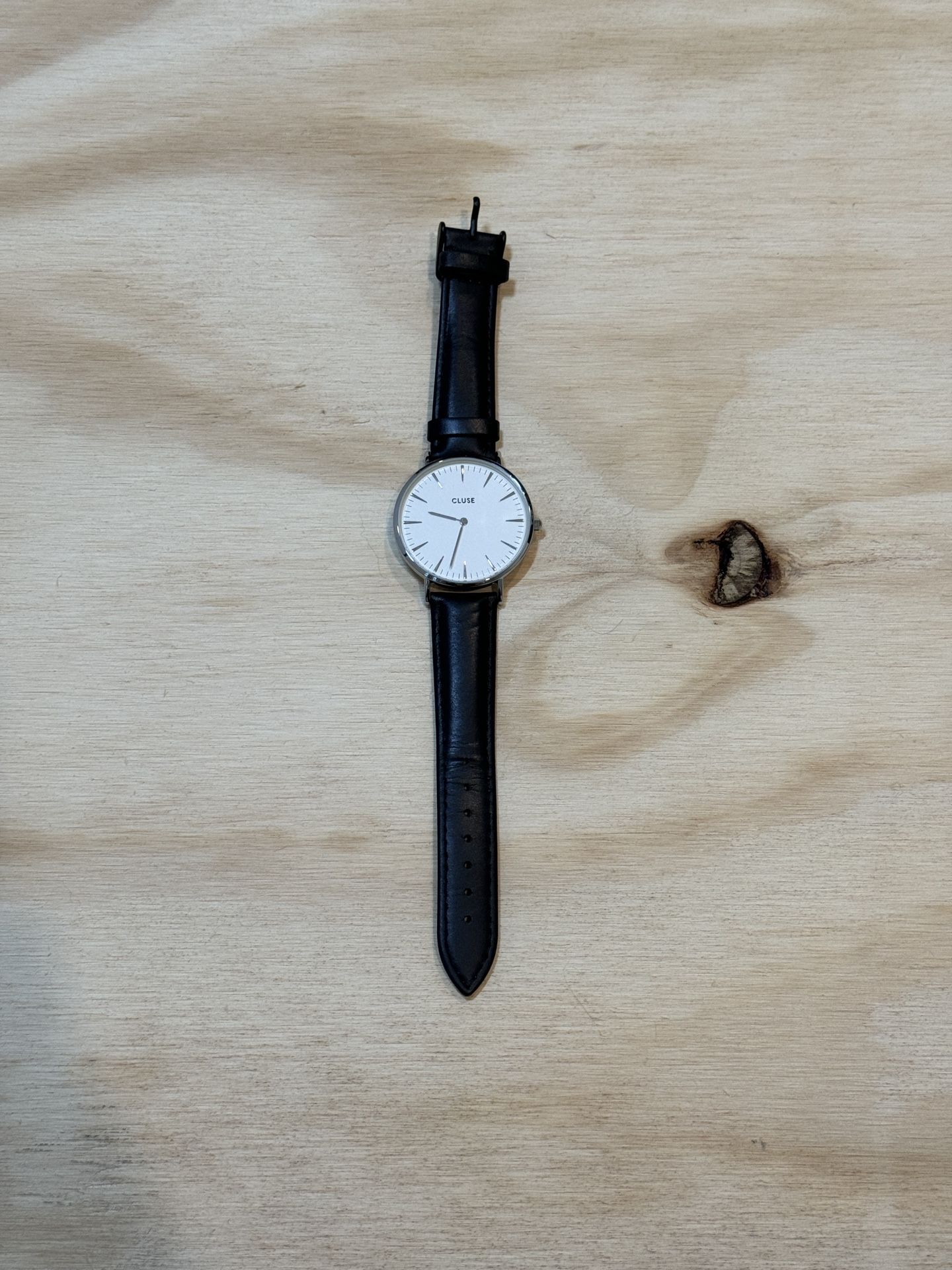 Cluse Classic Watch Black and Silver