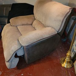 Xtra Large Rocking  Recliner Chair