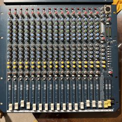 Allen & Heath MixWizard WZ3 16:2 16 Channel Mixer