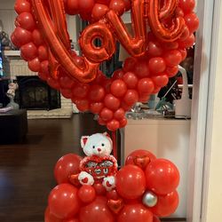 Balloon arrangements for Valentine's Day