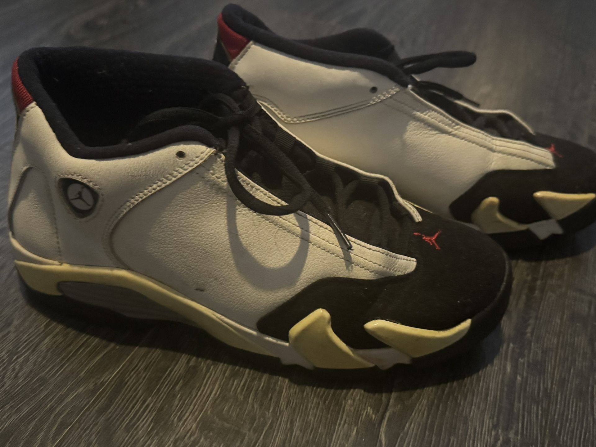 Jordan 14 Retro Black Toe