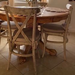Farmhouse Table And Chairs 