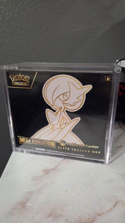 Pokémon Mega Evolutions Pokémon Center ETB