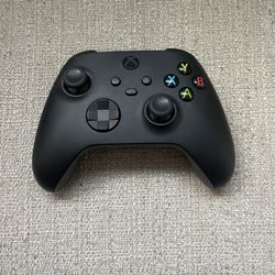 XBOX ONE CONTROLLER(BLACK)