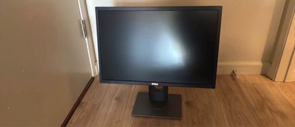 Dell Computer Monitor with Stand