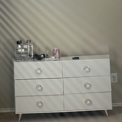 White Elegant Dresser