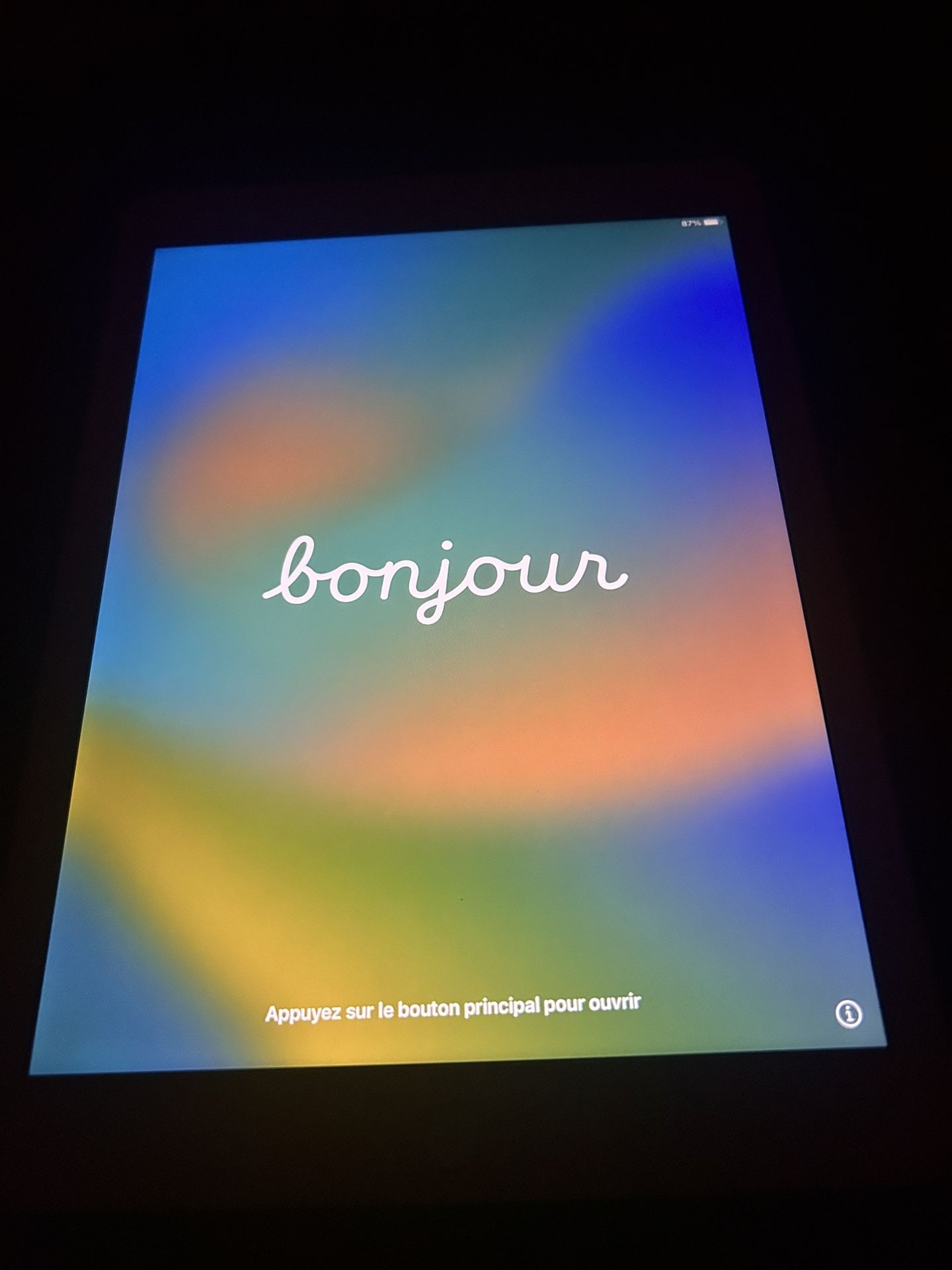 Apple iPad Pro 9.7-inch (Wi-Fi, 32GB) – Excellent Condition