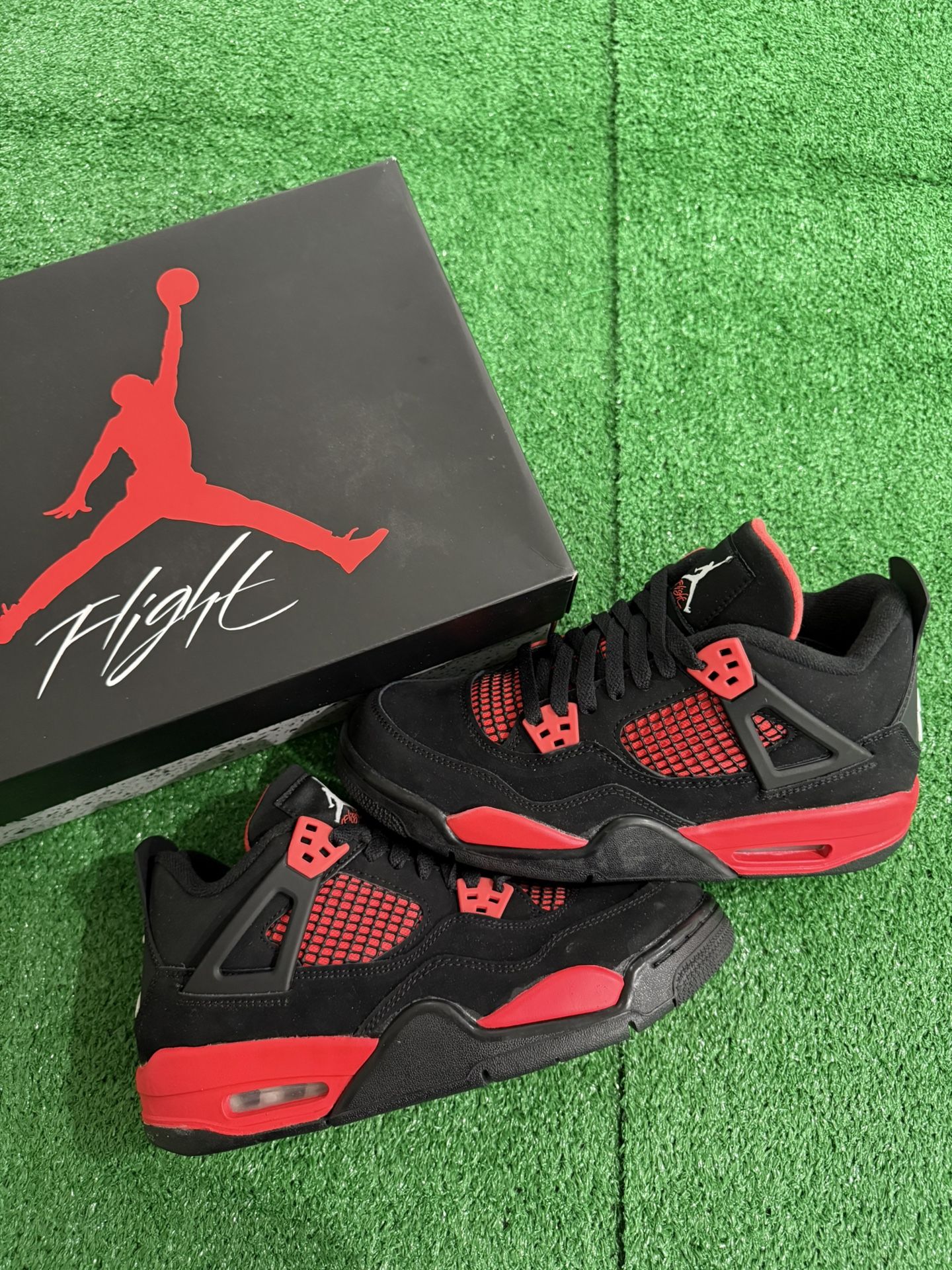 Jordan 4 Retro Red Thunder