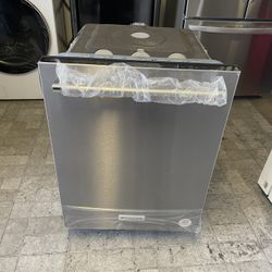 New KitchenAid Dishwasher 24” Wide 
