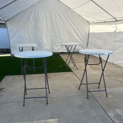 COCKTAIL TABLES