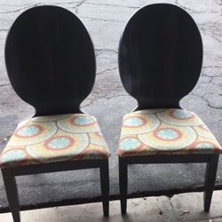 2 Wooden Chairs 