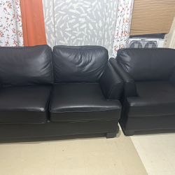 Black Leather Couches 