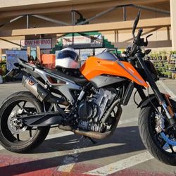 2019 KTM Duke 790