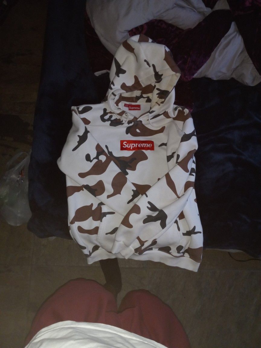 Camo Supreme Hoodie 