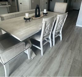 Jerome’s furniture all wood  Hacienda 6pc Dining Set includes Table, 2 Arm Chairs, 2 Side Chairs and Bench white