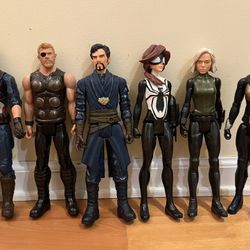 Action Figures 