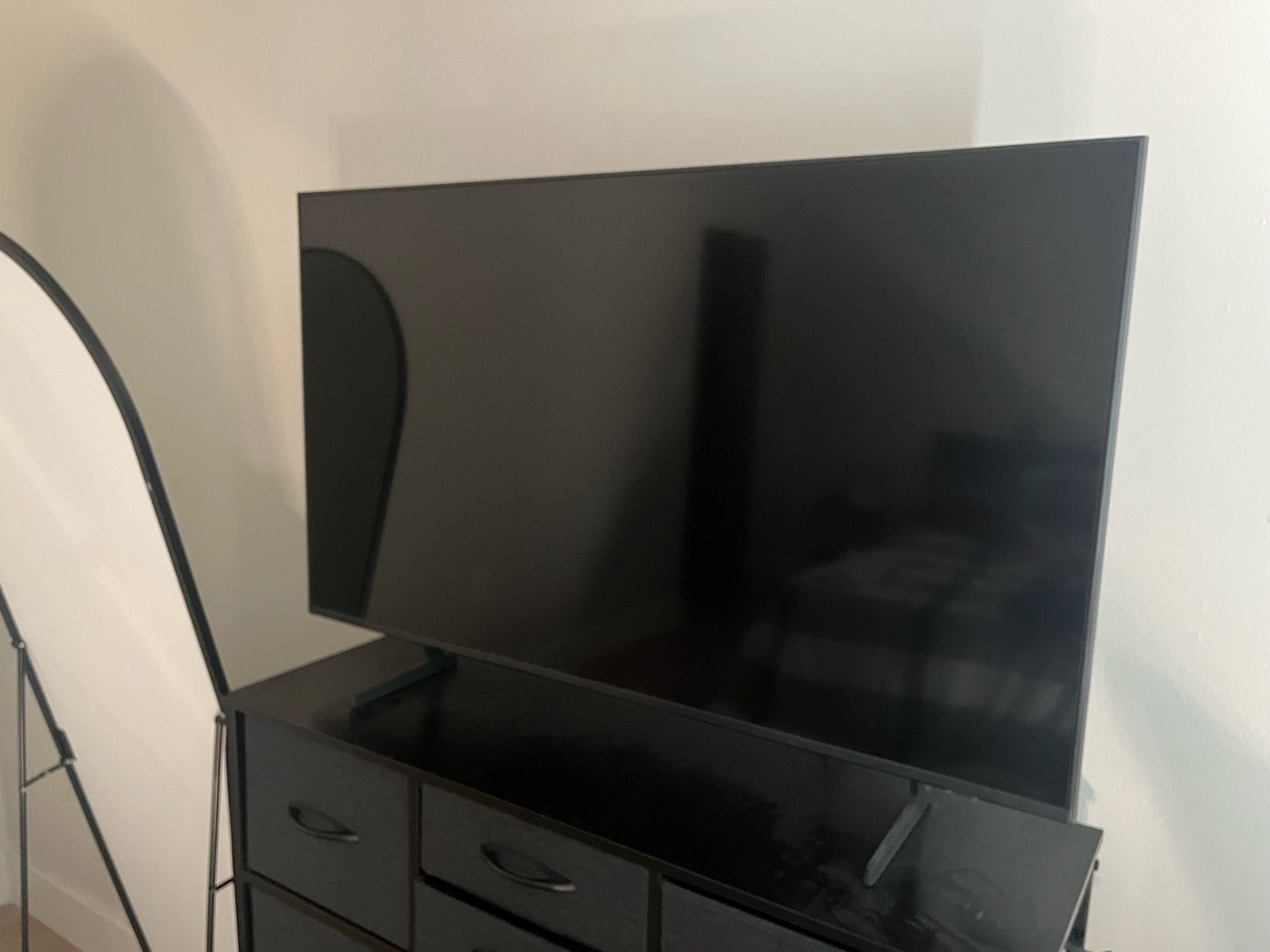 43 Inch Samsung Crystal UHD 4K TV