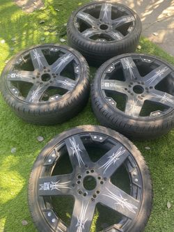 KMC XD Set Of 4