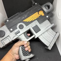 Bolt pistol replica