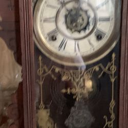 Clock Antique 