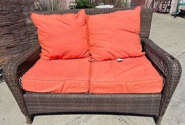 Outdoor Nice Sofa  Pick Up Today $10 Cash 