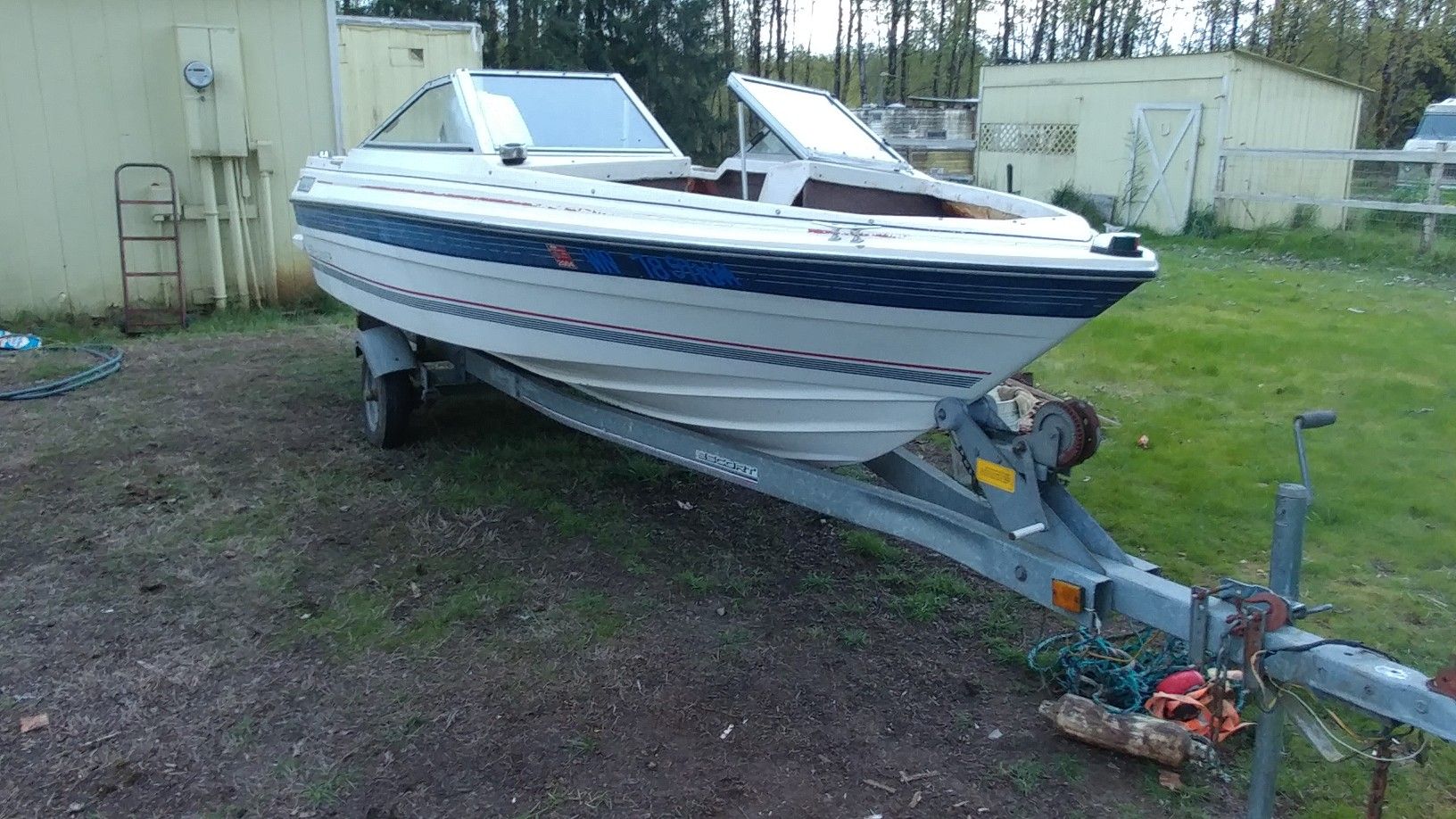 1985 Bayliner Capri 15' 85 force