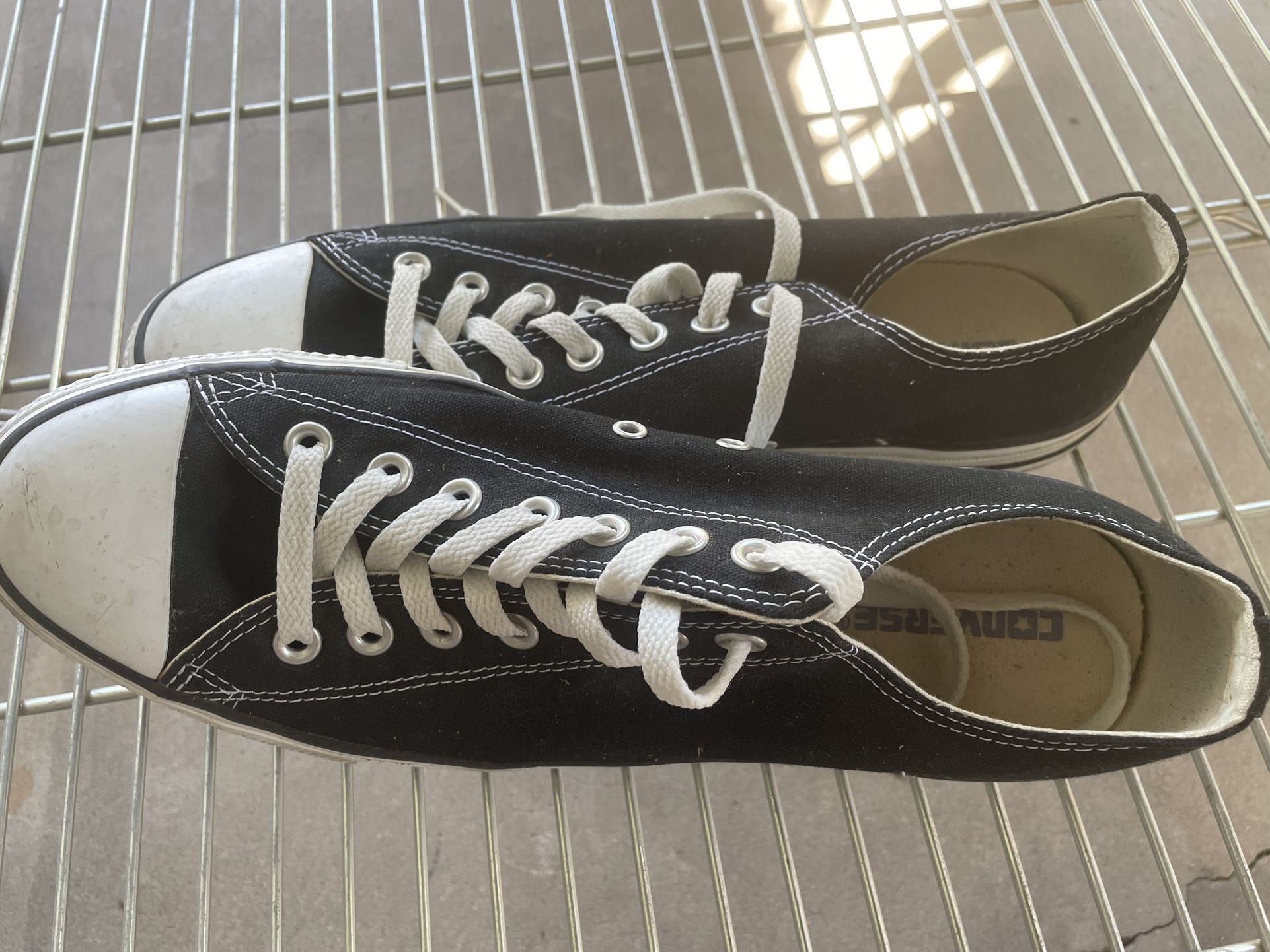 New Converse-Men’s Size 11