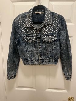 Alice + Olivia Denim Jewel Cropped Jacket