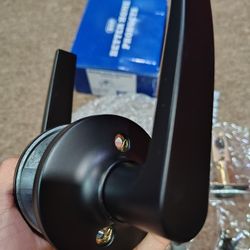 Black Door Handles (No Lock)