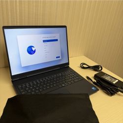 Alienware 16 Aurora Gaming Laptop AC16250 16" Core 7 240H 5.2GHz 16GB RAM RTX 5060 512GB SSD