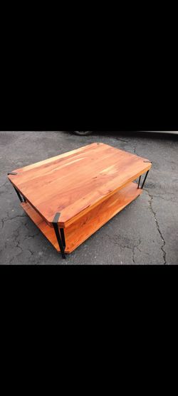Statement Piece😍Solid Wood 😍 Accent