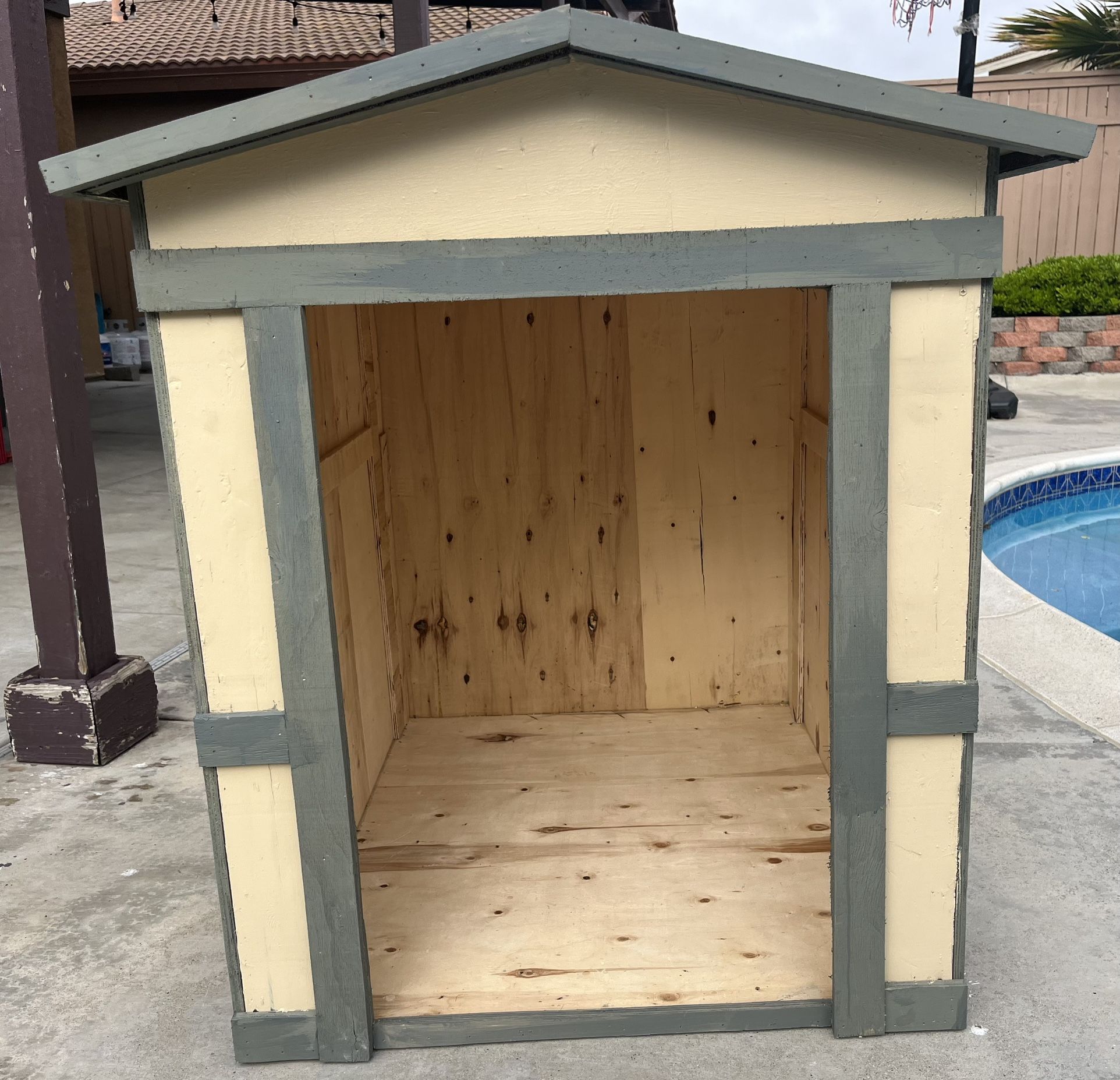 XL Dog House Solid Wood 39”L