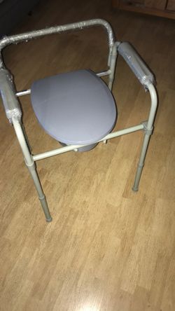 Toilet Seat. NEW